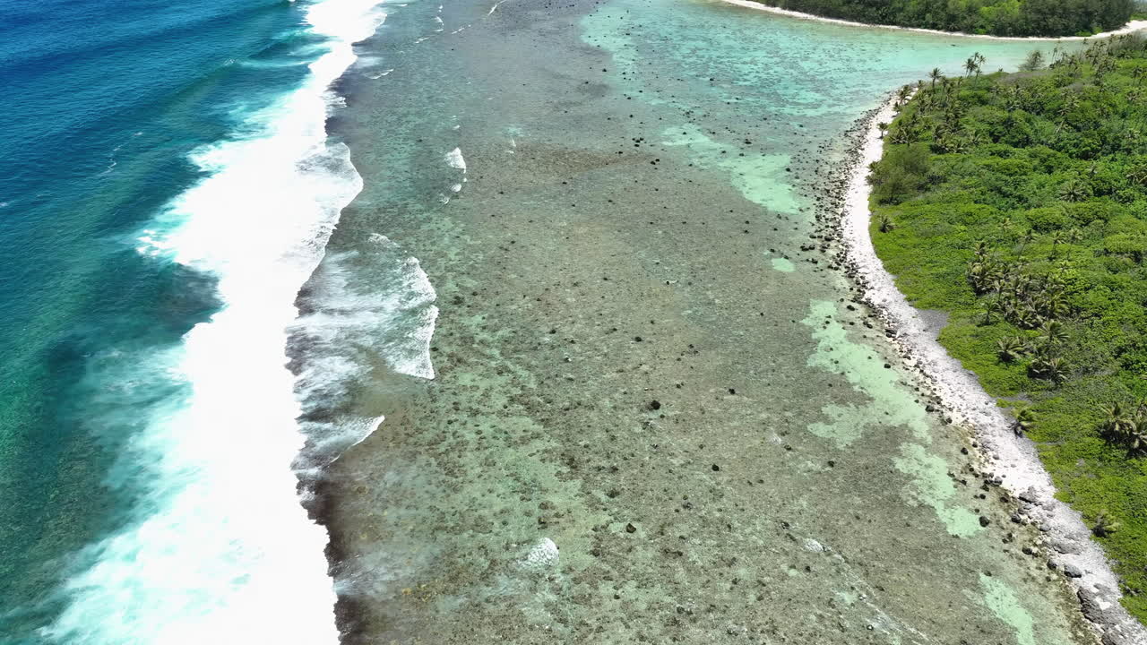 Udvendig optagelse fra motuerne omkring Muri Lagunen, Cookøerne, Rarotonga.