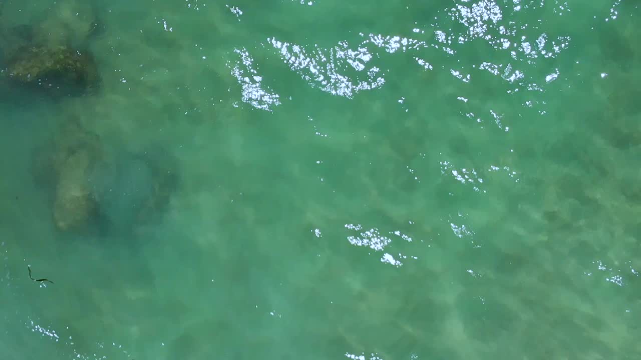 vista hacia abajo del océano en australia