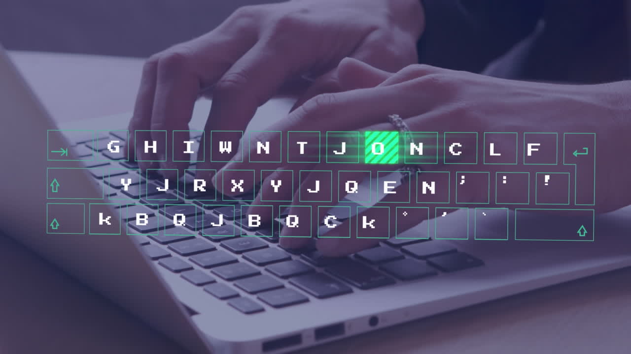 animación de procesamiento de datos de teclado virtual contra la sección media de una mujer usando una computadora portátil