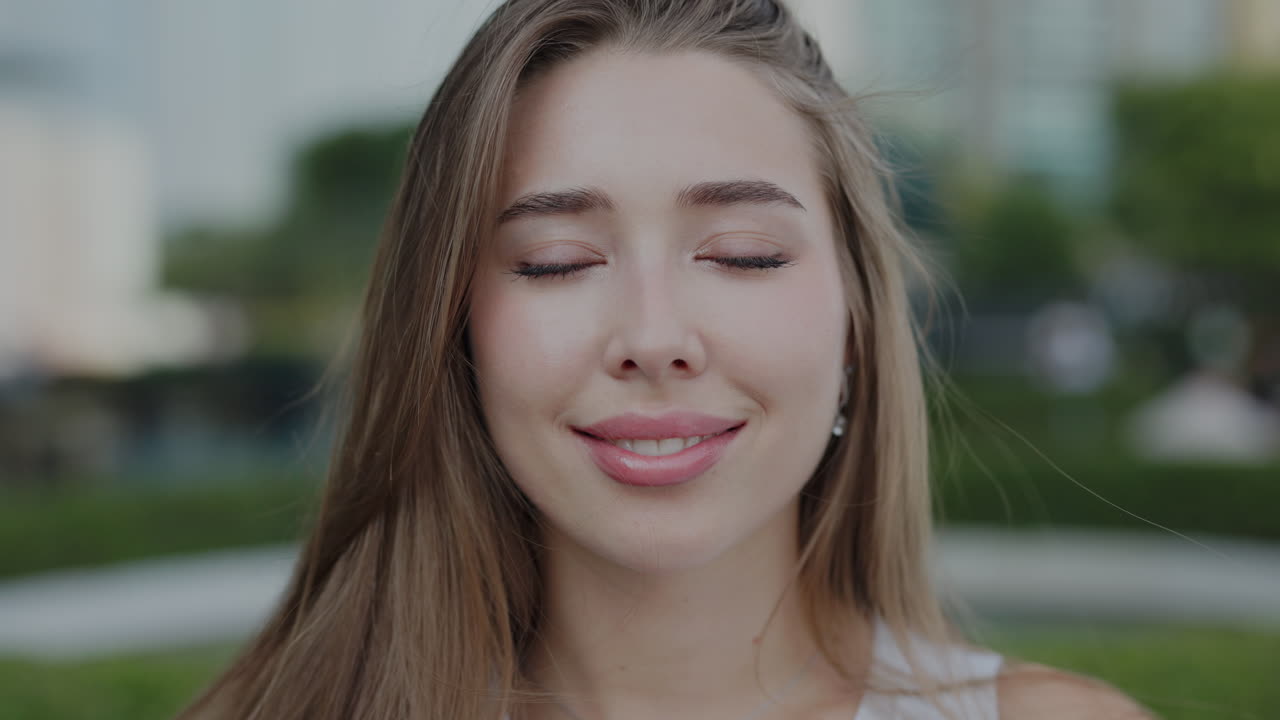 아름다운 젊은 여성 의 초상화