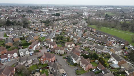 Braintree-Essex-Reino-Unido-Retroceso-Aéreo-Revelar-Material-De-Archivo-4k