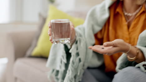 Asian-woman,-drinking-water-with-tablet