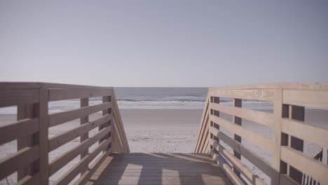 paseo marítimo a la playa de carolina del norte