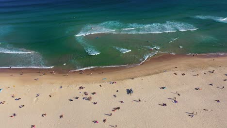 sydney - vista inclinada en bondi beach