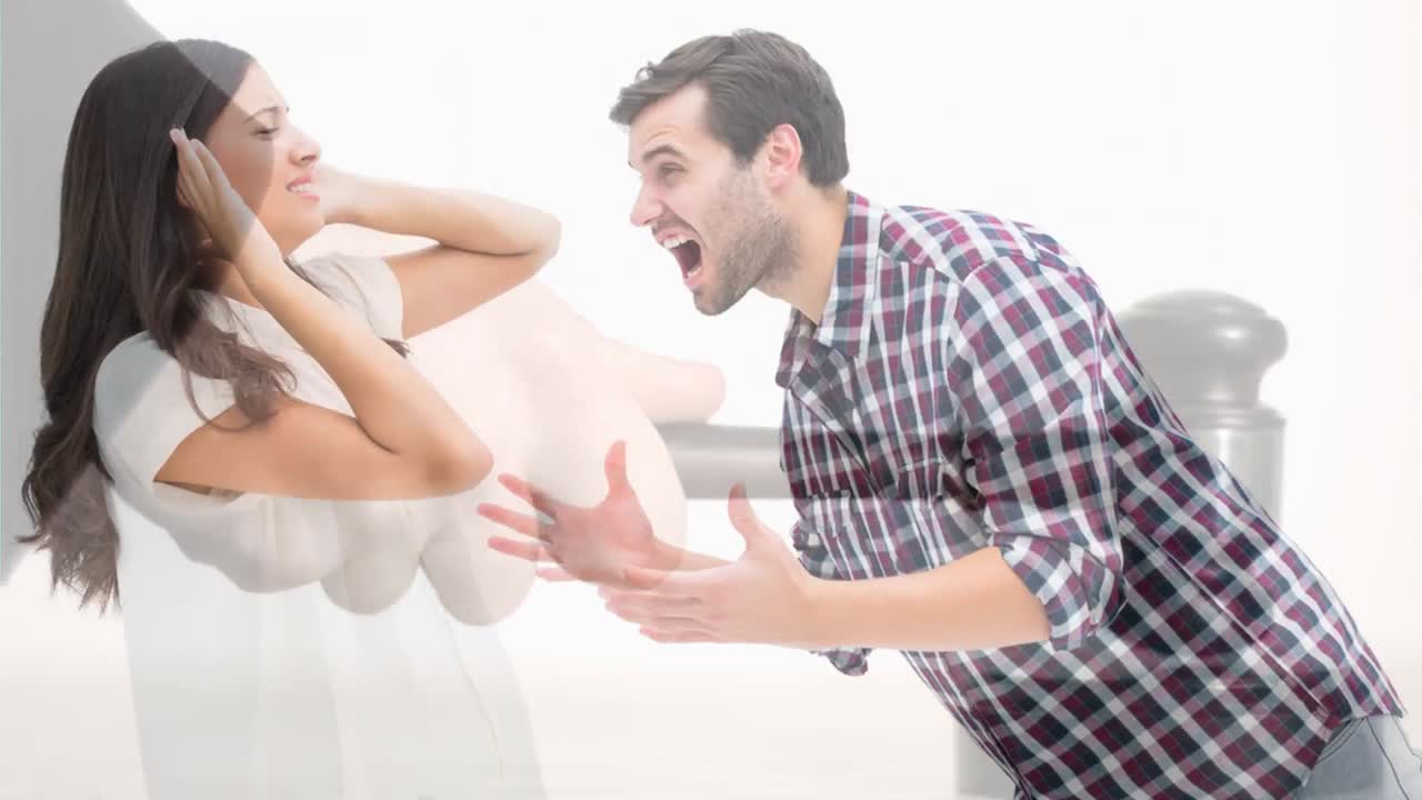Digital animation of couple quarrelling and gavel 4k