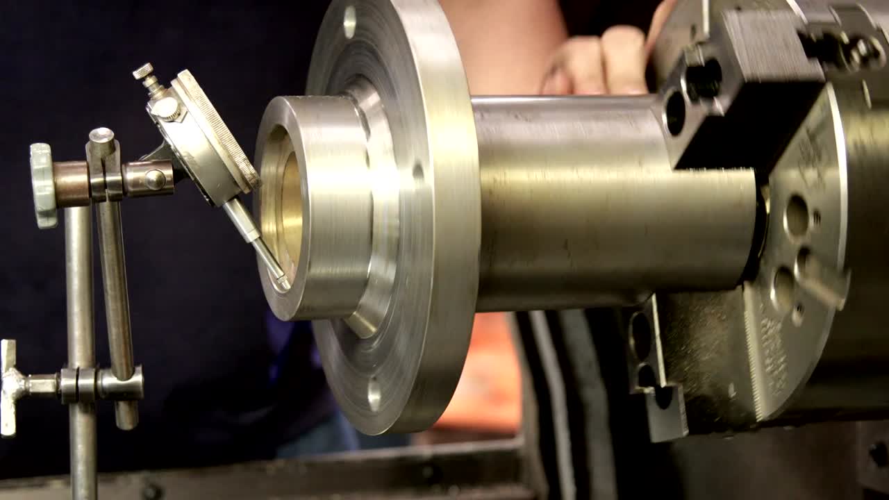 trabajo de máquinas de torno de la industria