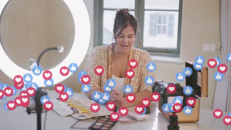 animación de amor y como iconos sobre vlogger mujer hablando grabación vlog en casa