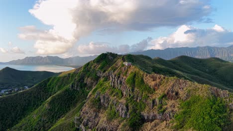waimānalo bay from the kaiwa ridge trail in oahu hawaii, aerial panoramic view