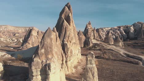 chimeneas de hadas formación rocosa en capadocia