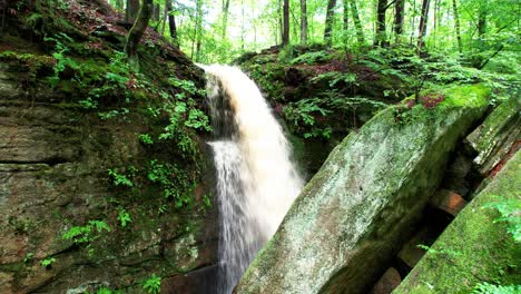 A-panoramic-view-of-Nelson-Ledge-which-creates-a-tremendous-scenic-beauty