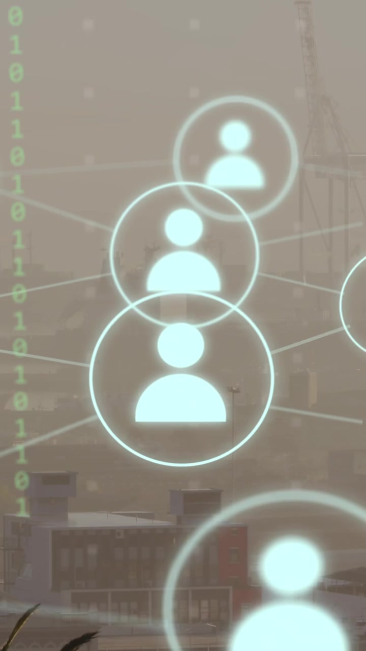 Animazione di una rete di connessioni con icone e codice binario su un paesaggio urbano
