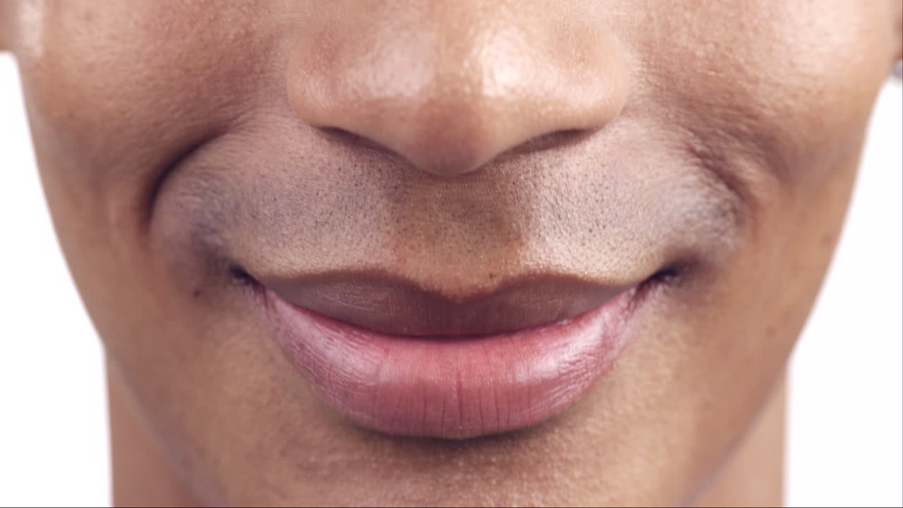 dental, sonrisa y rostro del hombre de cerca para los dientes