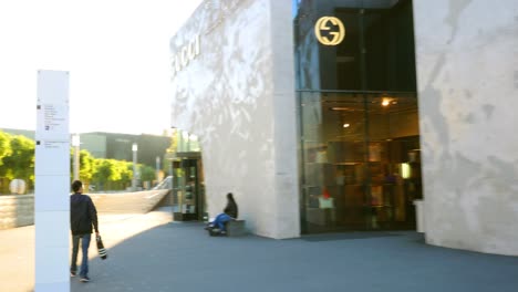 gucci store exterior view