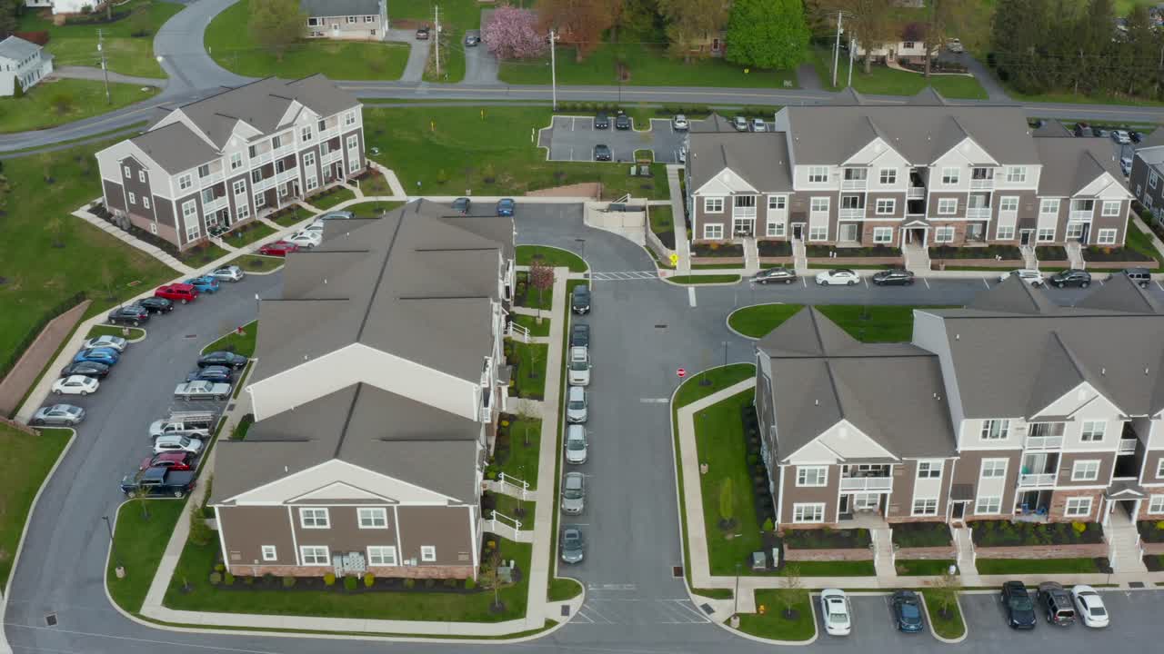 gran complejo de edificios de apartamentos en los estados unidos de américa, ee.uu.