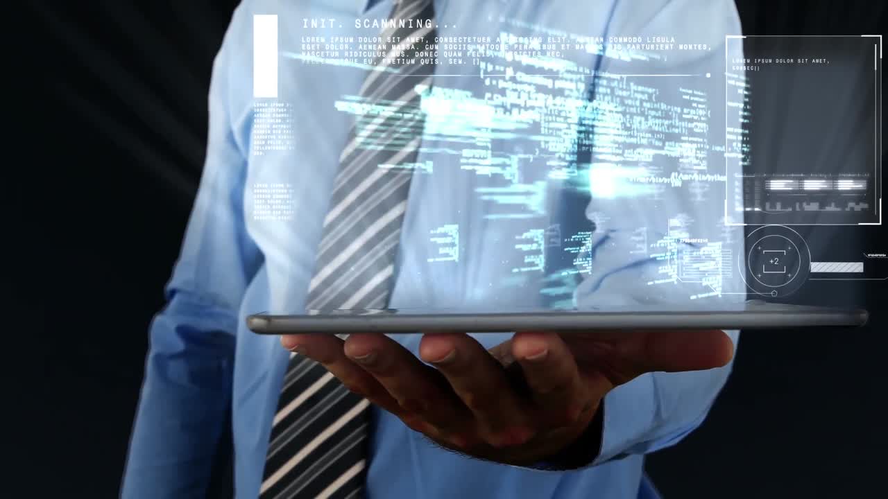 hombre de negocios usando una tableta digital