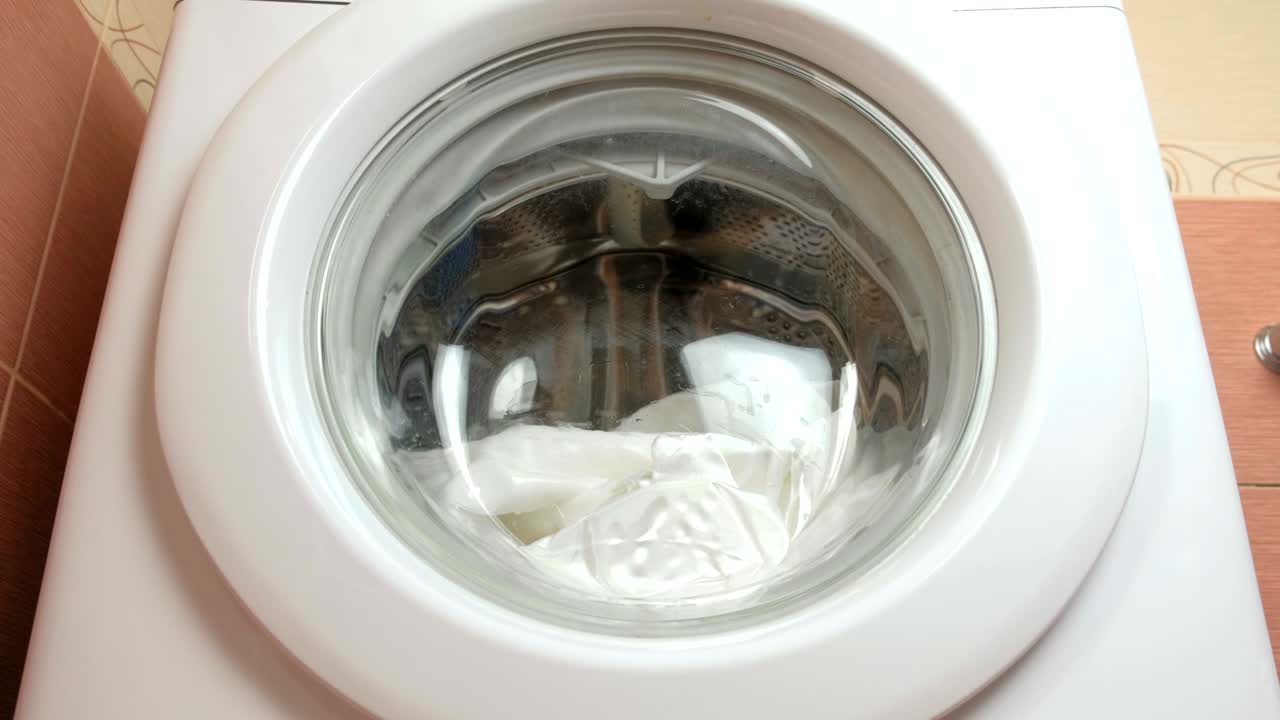 린은 세탁기에서 습니다.