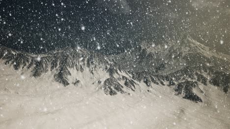 nevadas fuertes, centradas en los copos de nieve, montañas en el fondo