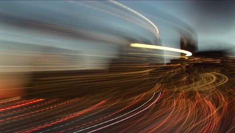 la cámara se acerca y se aleja del horizonte de nueva york y utiliza efectos especiales que reflejan el drama y la emoción de la escena urbana