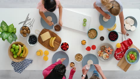 kids having breakfast together