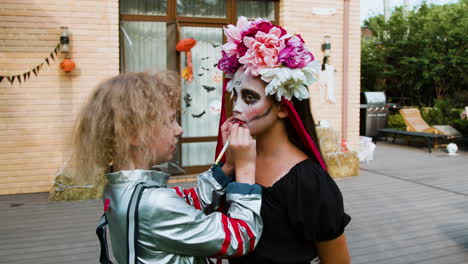 niños en halloween