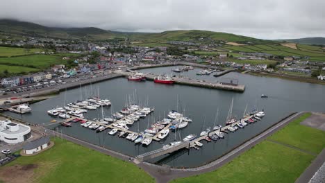 Dingle-Marina-Condado-De-Kerry-Irlanda-Drone-Vista-Aérea