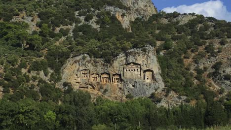 Maravilla-De-Las-Civilizaciones-Antiguas:-Tumbas-De-Roca-Licia-De-Kaunos-Cerca-De-Dalyan,-Sur-De-Turquía