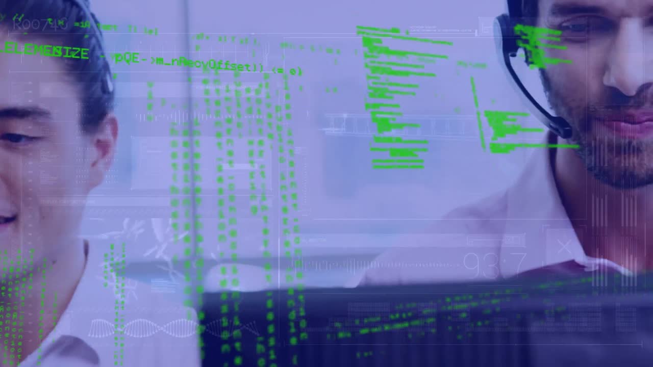 animación del procesamiento de datos sobre diversas personas de negocios que usan auriculares telefónicos