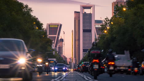 Timelapse-of-sunset-in-madrid