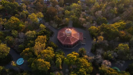 Maurischer-Kiosk-In-Santa-Maria-La-Ribera,-Mexiko-Stadt