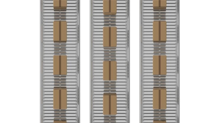 Parcels on conveyor belts