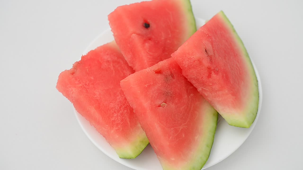 Shooting of a dish from a watermelon. Shooting in the movement