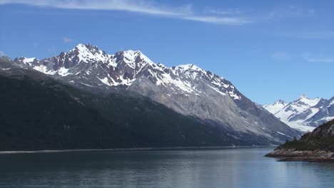 inside passage landscape, glacier bay national park alaska in the summertime