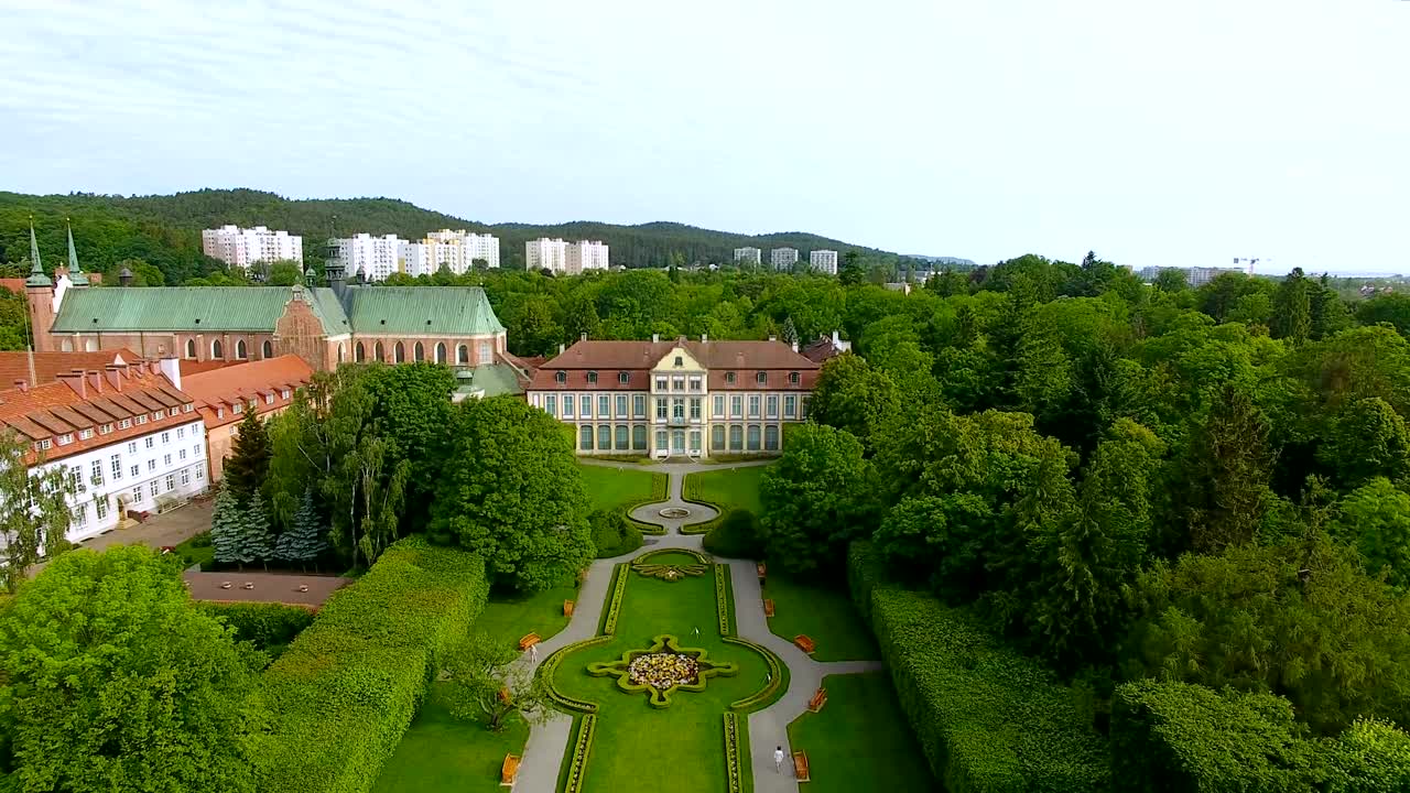 desde el aire: parque público oliwa en sopot, polonia