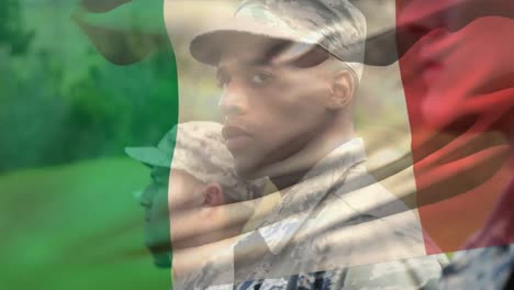 Animation-Der-Flagge-Italiens-über-Verschiedenen-Männlichen-Soldaten