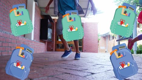 animación de los iconos de las mochilas escolares sobre los niños que corren en la escuela