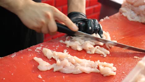 preparing sliced chicken breast