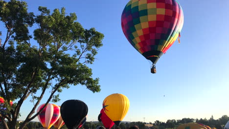 Lanzamientos-De-Globos-Aerostáticos-Durante-El-Festival