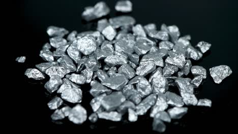 montón de pepitas de plata (con un bucle sin costuras)