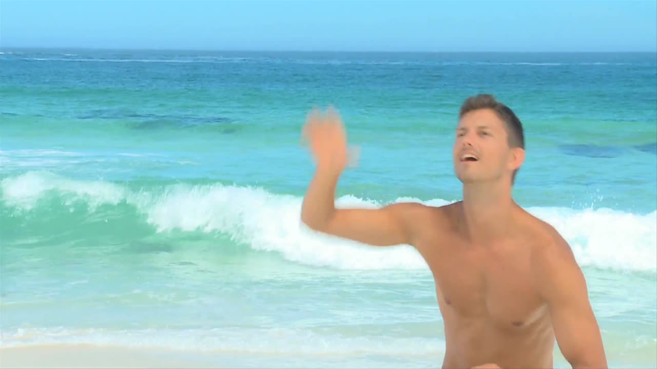 프레시비를 하는 잘생긴 남자