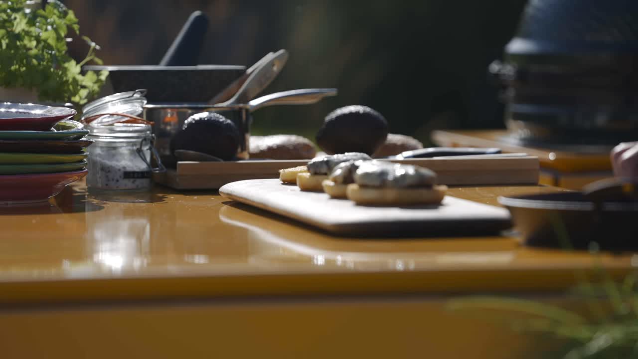 햄버거  ⁇ 에 햄버거를 넣는