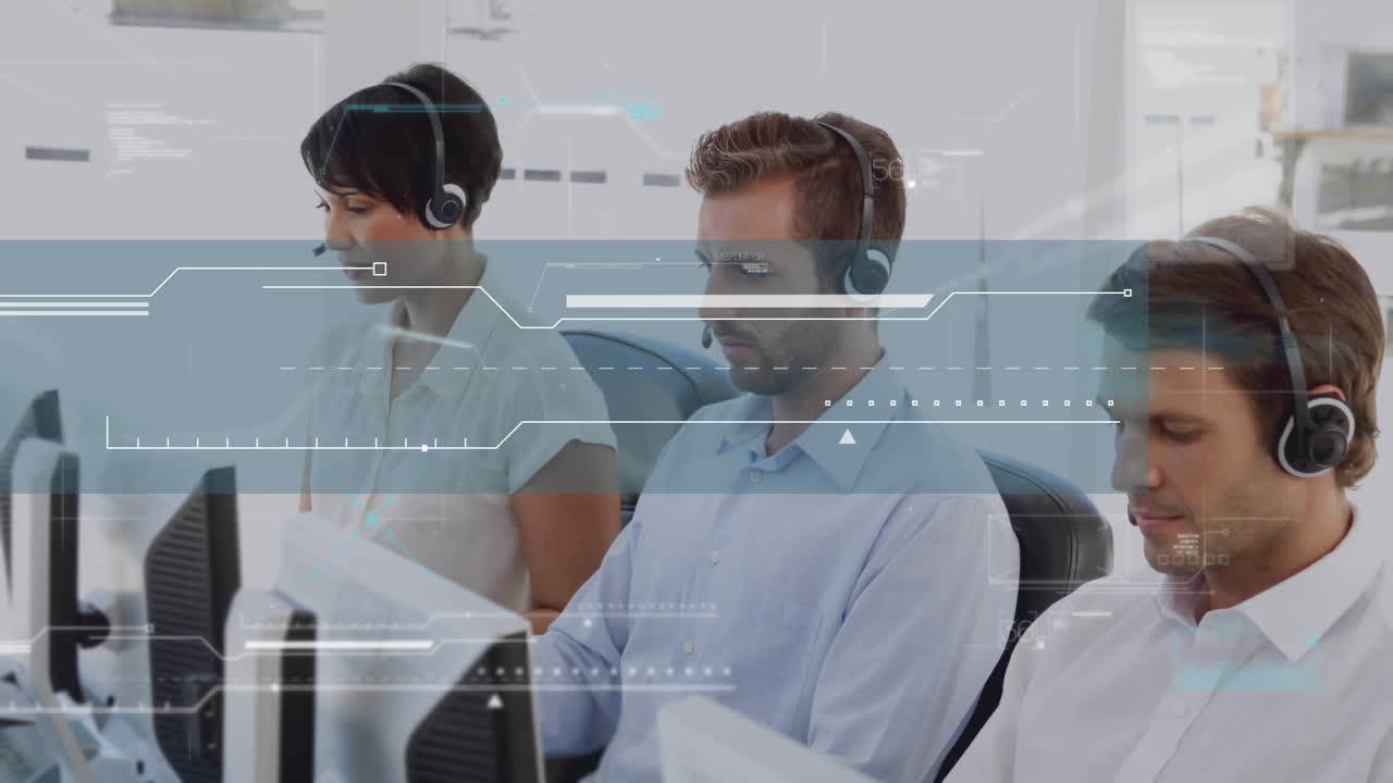 animación de la interfaz digital sobre personas de negocios que usan auriculares