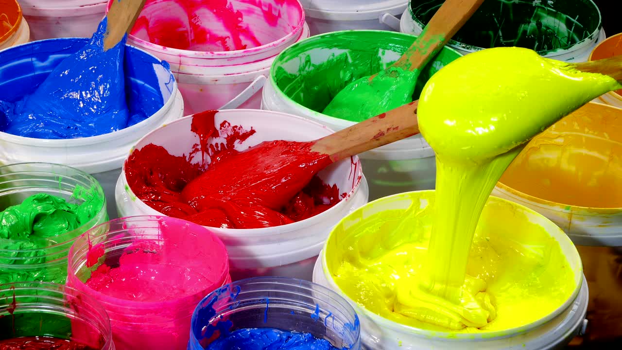 togliere il colore giallo dell'inchiostro di plastisol dal barile