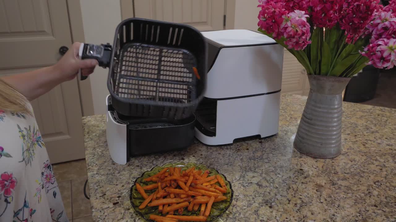 How to Make Crispy Sweet Potato Fries in an Air Fryer