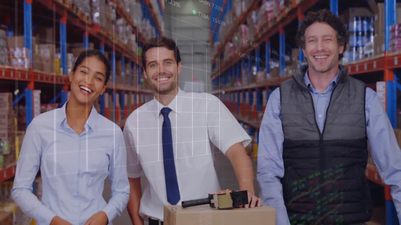 Animazione di elaborazione dati su persone diverse che lavorano in magazzino