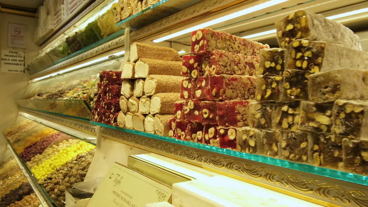 가게에서 음식 추적 샷