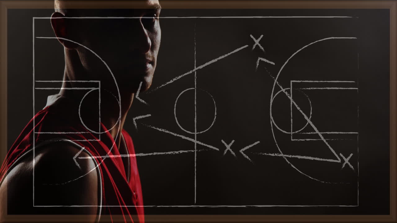 анимация рисунка плана игры над двухрасовым баскетболистом