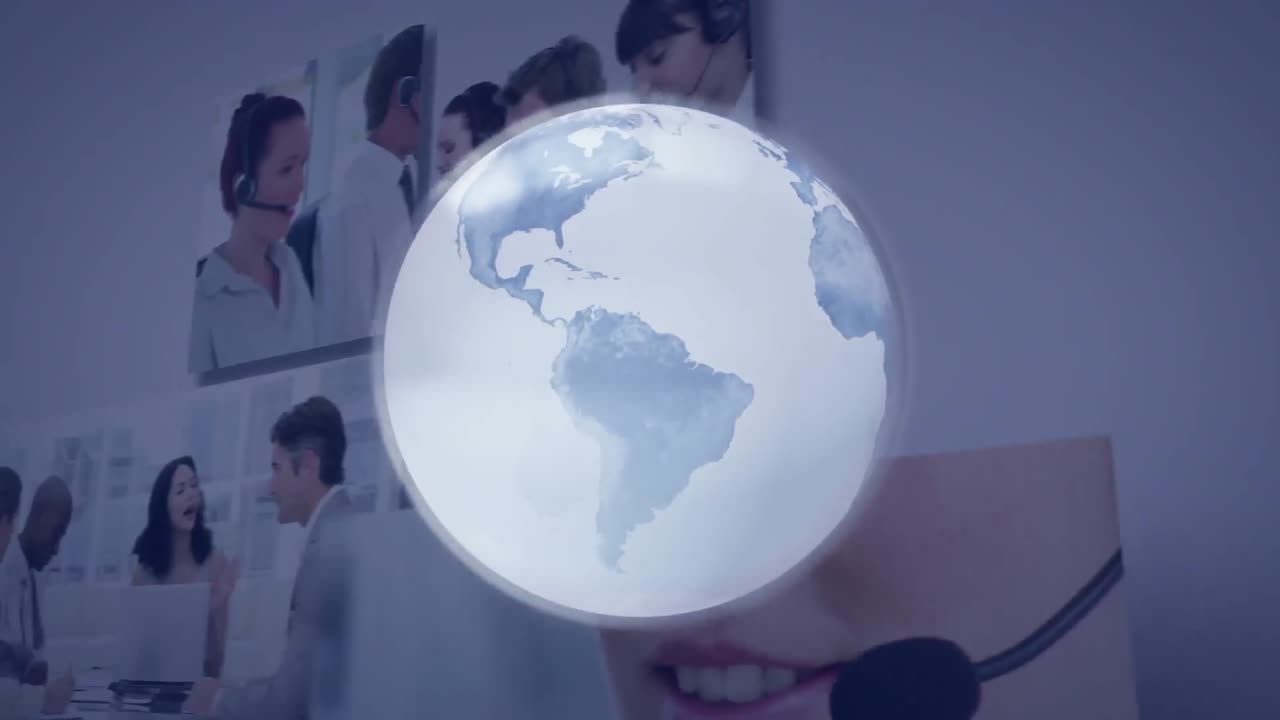 animación del globo sobre la gente de negocios usando auriculares de teléfono