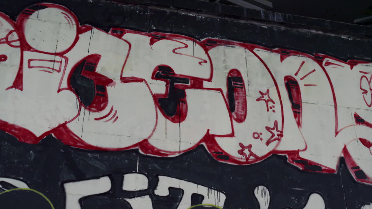 dibujo de arte callejero acuarela en el parque de skate hermosa imagen pared del parque de skate