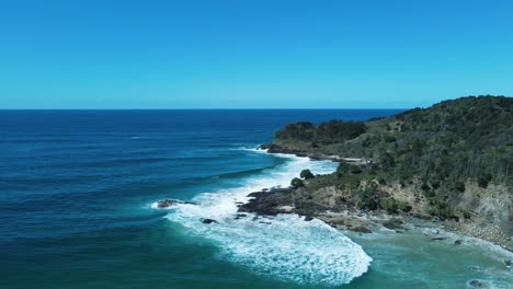 Vista-Aérea-De-La-Ruta-De-Senderismo-De-La-Reserva-Dirawong-Desde-El-Mirador-Razorback-Evans-Head-Australia