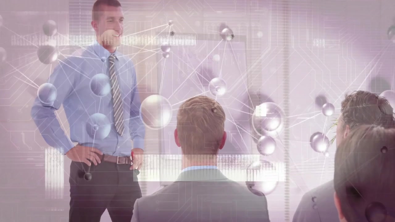 Træner indleder session og illustrerer forretningsnetværkskonceptet med et overlay af gennemsigtige kugler